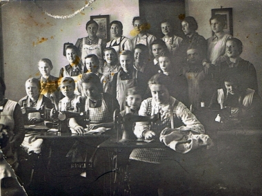 Kurs szycia w Kółku Rolniczym, 1938-1939
